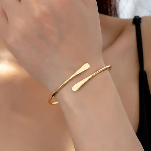 Elegant Golden Open Bangle Bracelet